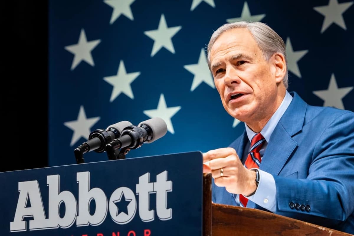 Archivo.- El gobernador de Texas, Greg Abbott, aplicó nuevas medidas para imposibilitar el cruce ilegal de personas de México a EE.UU.