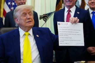 Trump podría lucrarse con anuncios sobre política al vender acceso rápido a sus publicaciones