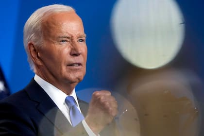 ARCHIVO - El presidente Joe Biden habla en una conferencia de prensa en el último día de la cumbre de la OTAN en Washington, el 11 de julio de 2024. (AP Foto/Jacquelyn Martin, Archivo)