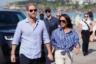 El príncipe Harry y Meghan regresan al Reino Unido con sus hijos