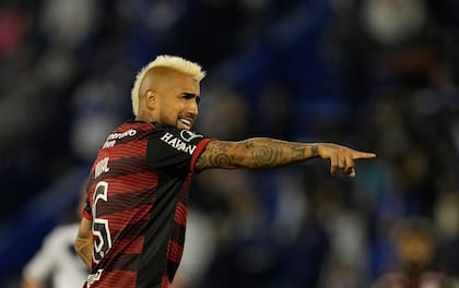 ARCHIVO - El volante chileno Arturo Vidal dijo que Sampaoli es un entrenador perdedor