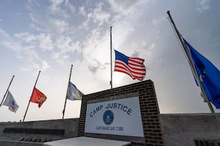 Trump planea invocar una norma de hace 200 años para justificar el envío de migrantes a Guantánamo