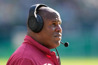 Eric Bieniemy, de los Chiefs, vuelve a entrenar tras el tiroteo a su esposa en su casa de Virginia