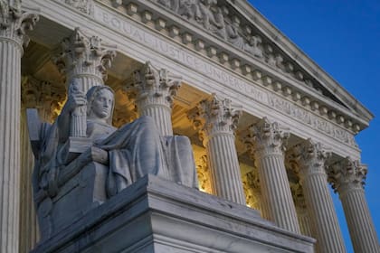 ARCHIVO - Fachada de la Corte Suprema, Washington, 16 de noviembre de 2022 (AP Foto/Patrick Semansky, File)