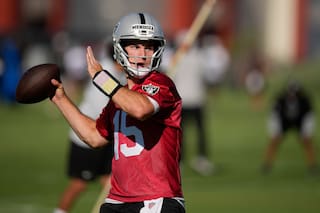 Kirk Cousins y Fernando Mendoza jugarán con Raiders en el debut de pretemporada