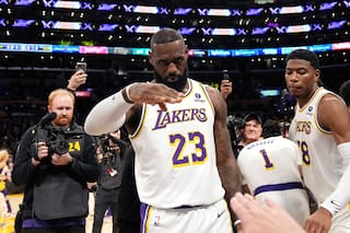 LeBron James se va a los 76ers de Filadelfia y dice que será su "última decisión"