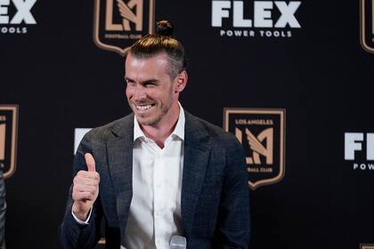 ARCHIVO - Gareth Bale sonríe al ser presentado como nuevo jugador de Los Angeles FC, el lunes 11 de julio de 2022 (AP Foto/Marcio José Sánchez, archivo)