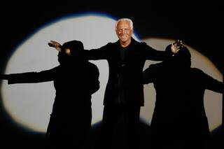 Armani elige a Darío Vitale para Emporio y accesorios a un año de la muerte de Giorgio Armani