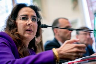 Pesquisa: el sistema penitenciario de California no protege a reclusas de abusos sexuales de custodios