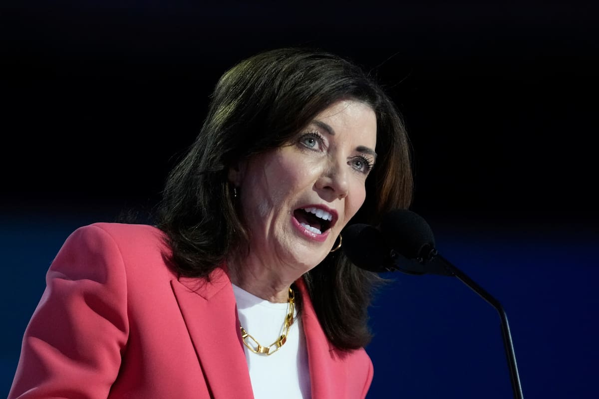 Archivo.- Kathy Hochul se pronuncia contra ICE por la detención de estudiantes en Nueva York