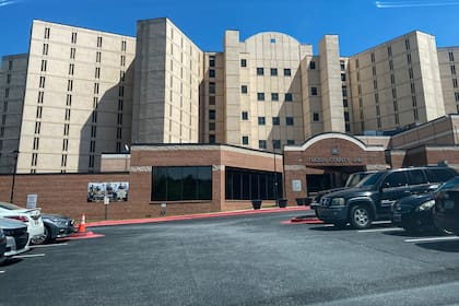 ARCHIVO – La cárcel del condado de Fulton, el 11 de abril de 2023, en Atlanta. (AP Foto/Kate Brumback, Archivo)