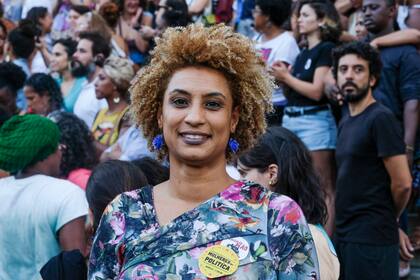 ARCHIVO - La concejala Marielle Franco posa para una foto en la plaza Cinelandia, el 9 de enero de 2018, en Río de Janeiro, Brasil. (AP Foto/Ellis Rua, archivo)