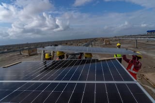 La demanda eléctrica de India se dispara, pero parte de la energía solar se desperdicia