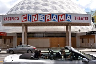 El icónico Cinerama Dome de Hollywood reabrirá tras su cierre durante la pandemia de Coronavirus