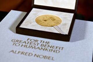 Navanethem "Navi" Pillay gana el Premio Nobel de la Paz