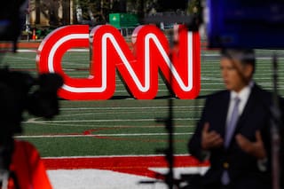 Juez extiende orden que impide a Trump vetar a CNN, MSNBC y Politico de la Casa Blanca