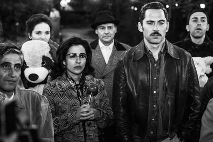 Arde Madrid, la serie española sobre los años en los que la estrella de Hollywood y el expresidente fueron vecinos