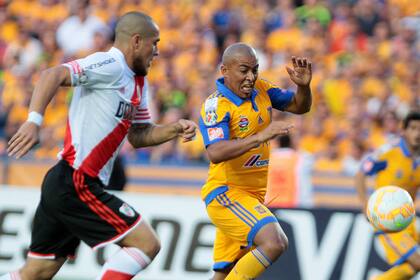 Arévalo Ríos quiere contagiarle a sus compañeros su garra charrúa
