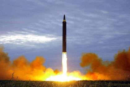 Argentina; Brasil; Raúl Alfonsín; BBC; BBC Mundo; Alfonso García Robles; Desarme; Mister desarme; ONU; Mundo; Guerra nuclear; Bomba atómica; OIEA; Energía Atómica