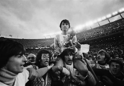 Daniel Passarella, símbolo indiscutido del campeón del 78; un año antes, el capitán del equipo de Menotti era Jorge Carrascosa ´