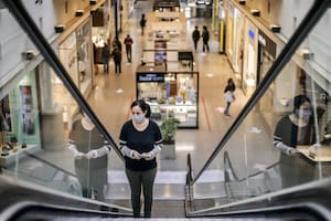 ARGENTINA, Cordoba: Reapertura de centros comerciales en Cordoba durante la crisis por el Coronavirus (Covid19) en el Nuevo Centro Shopping, Cordoba, el 19 de junio de 2020. LA NACION / Diego Lima