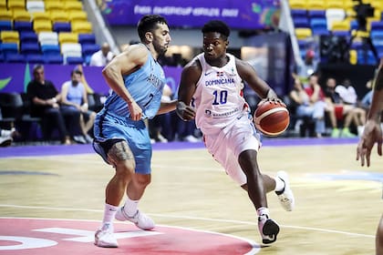 Argentina derrotó a Dominicana por 90 a 78 en la Americup 2022