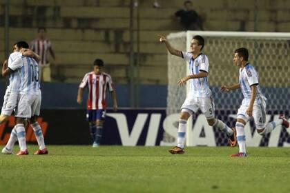 Argentina fue contundente contra Paraguay