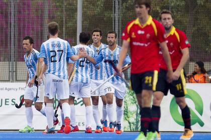 Argentina le ganó a España con autoridad