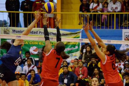 Argentina le ganó a las anfitrionas peruanas