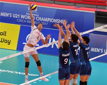 Argentina no pudo con Irán y cayó en tie-break
