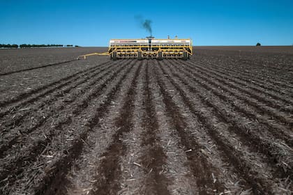 ARGENTINA, San Agustin: Siembra de soja en un campo cercano a San Agustin, Cordoba, el 10 de Noviembre de 2017. LA NACION / Diego Lima