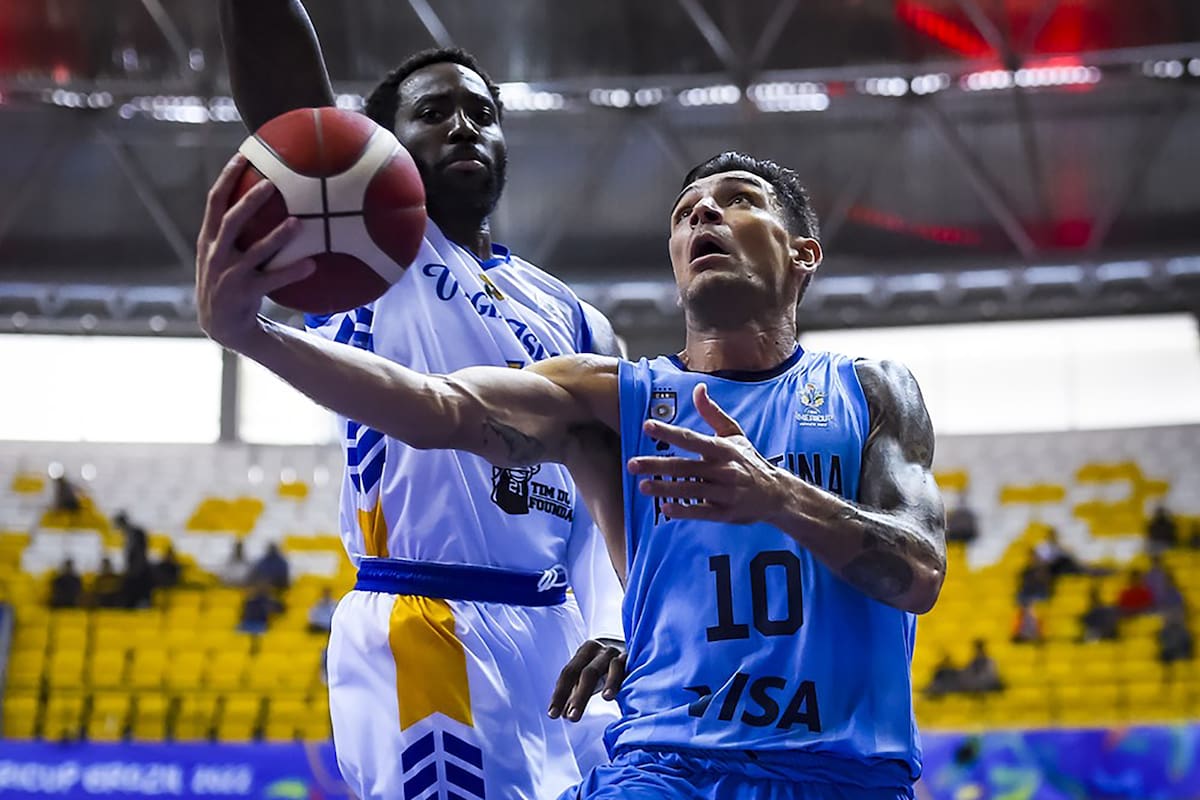 Argentina venció a Islas Vírgenes en su estreno en la AmeriCup. El conjunto nacional, con nuevo entrenador, se impuso por 95 a 62 en su debut en el certamen, en Recife, Brasil.