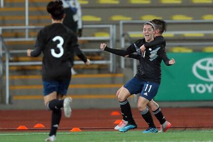 Argentina Vs Peru .Festejo De Mariana Larroquette.