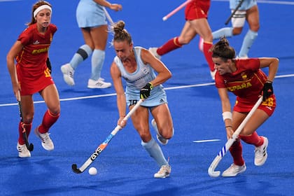 Argentina y España igualan 0 a 0 al término del segundo cuarto