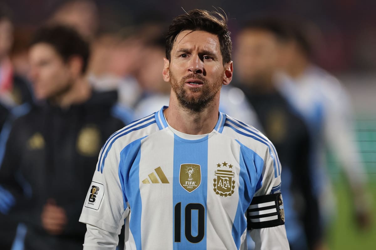 Argentina's forward #10 Lionel Messi leaves the field after the 2026 FIFA World Cup South American qualifiers football match between Chile and Argentina at the Nacional Julio Martínez Pradanos stadium in Santiago, on June 5, 2025. (Photo by Javier TORRES / AFP)