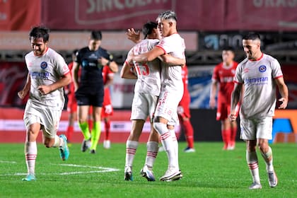 Argentinos igualó en su última presentación vs. Independiente y necesita recuperar terreno