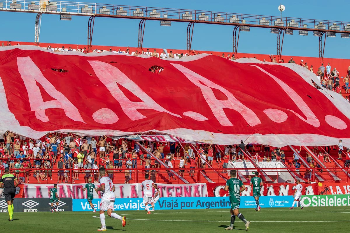 Argentinos le ganó a Sarmiento como local por 2-0