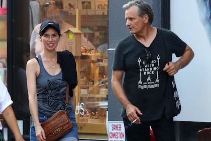 Ariadna Gil y Viggo Mortensen, por las calles de España