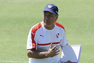 El plan de Holan para que Independiente llegue a punto a la final contra Gremio