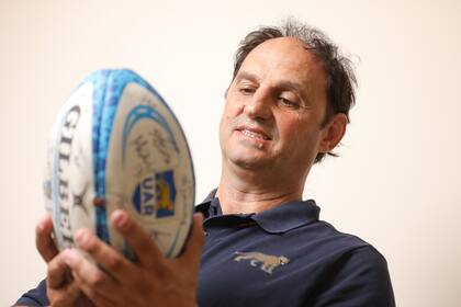 El cordobés Mammana enfatiza que los Pumas y Jaguares han generado 98% de los ingresos de la UAR pero se quedan con 70%, y que el resto va al rugby de base.
