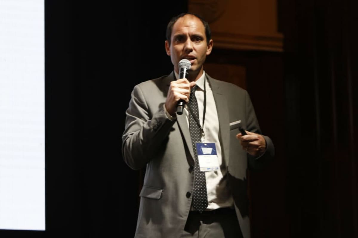 Ariel Becher, socio del departamento de impuestos de EY