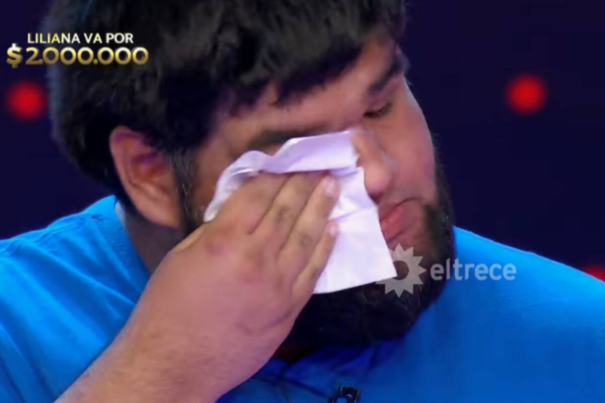 Ariel Cisneros estuvo en Los 8 escalones del millón y emocionó a todos con su historia (Foto: Captura de video)