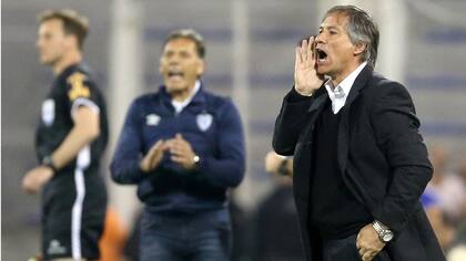 Ariel Holan arranca en Avellaneda con una coyuntura difícil