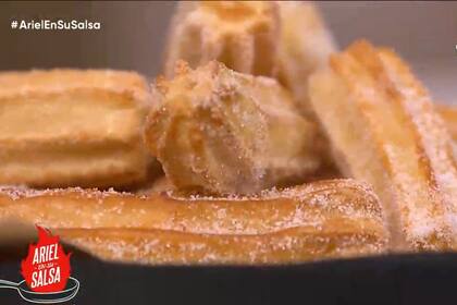 Ariel Rodríguez enseñó la receta de los churros con dulce de leche para el mate de la tarde