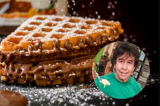 Cómo hacer waffles de chocolate con un inesperado acompañamiento, por Ariel Rodríguez Palacios