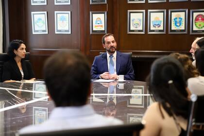 Ariel Sujarchuk durante la presentación de la feria EconAr