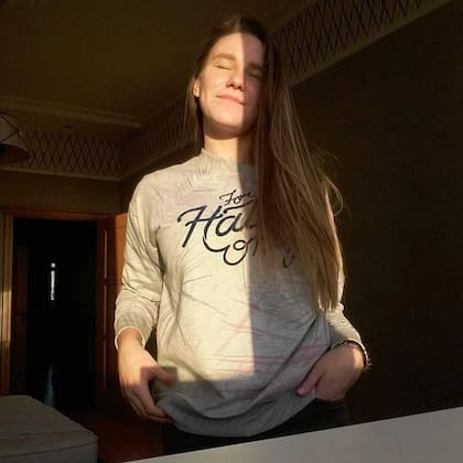 Arina Glazunova, la joven de 24 años que murió tras caer en una boca de subte