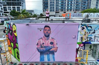 El artista que pintó el primer mural de Messi en Miami cuenta cómo imaginó su obra de arte