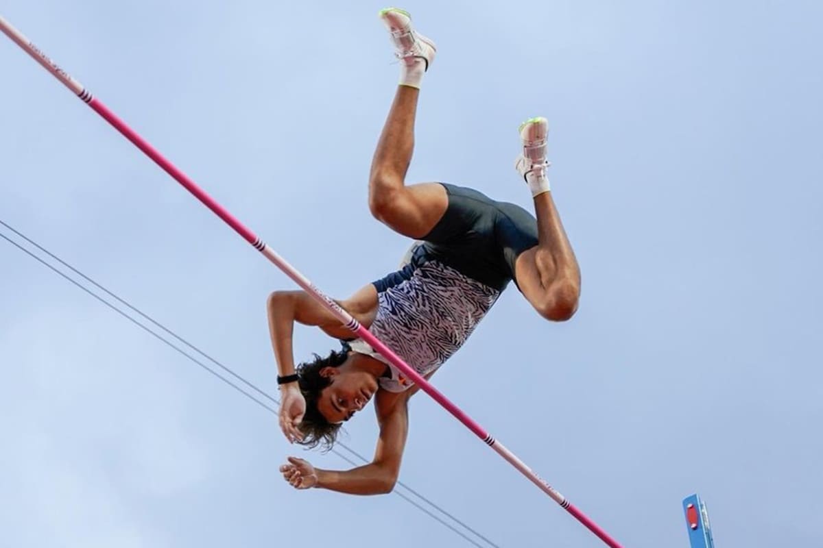 Armand Duplantis vuela en Estocolmo: otro salto para la historia