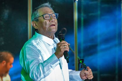 Olga Aradillas logró borrarle la sonrisa a Armando Manzanero